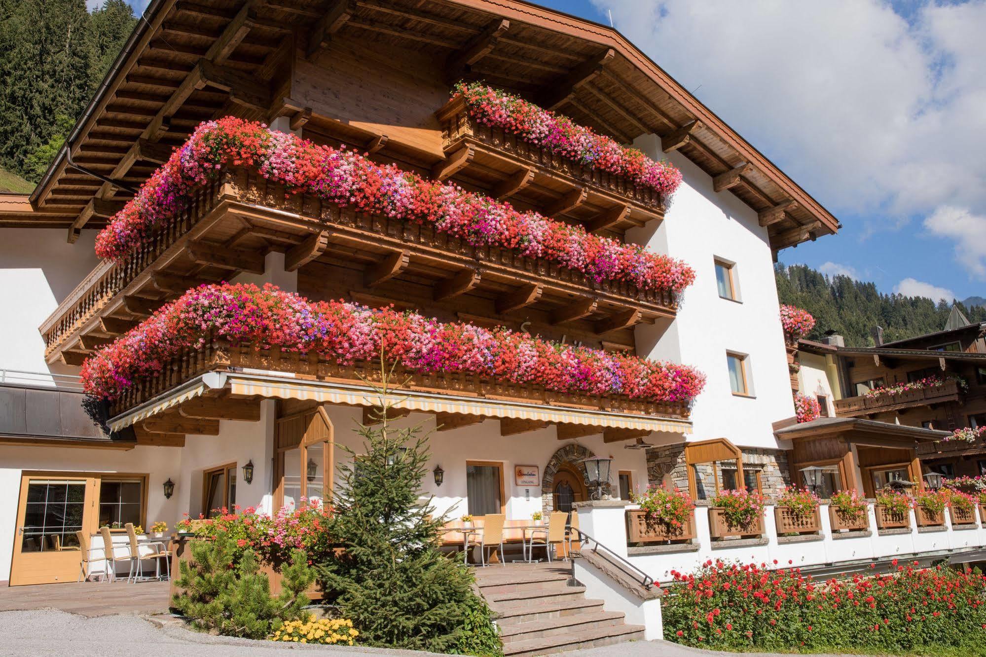 Hotel Pension Sonnleiten Tux Exterior foto